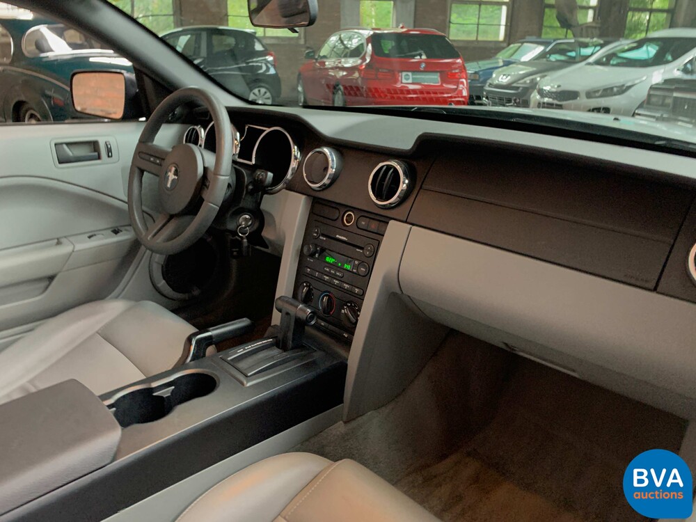 Ford USA Mustang convertible 4.0I V6 213hp 2005, 48-XL-ND.