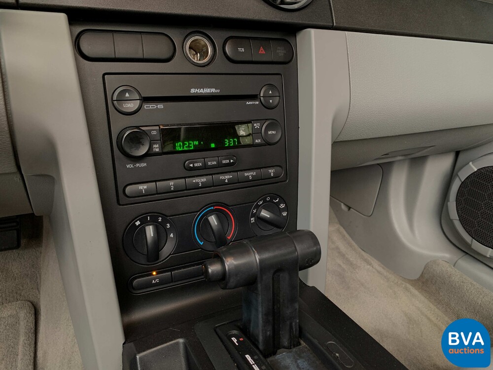 Ford USA Mustang convertible 4.0I V6 213hp 2005, 48-XL-ND.