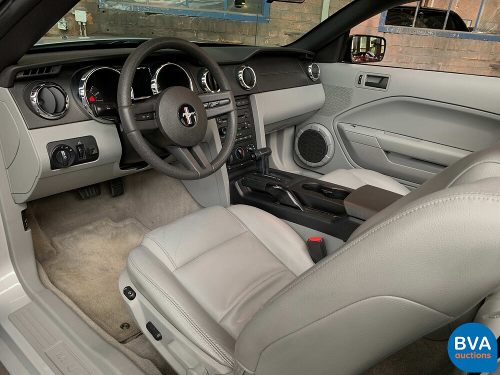 Ford USA Mustang convertible 4.0I V6 213hp 2005, 48-XL-ND.