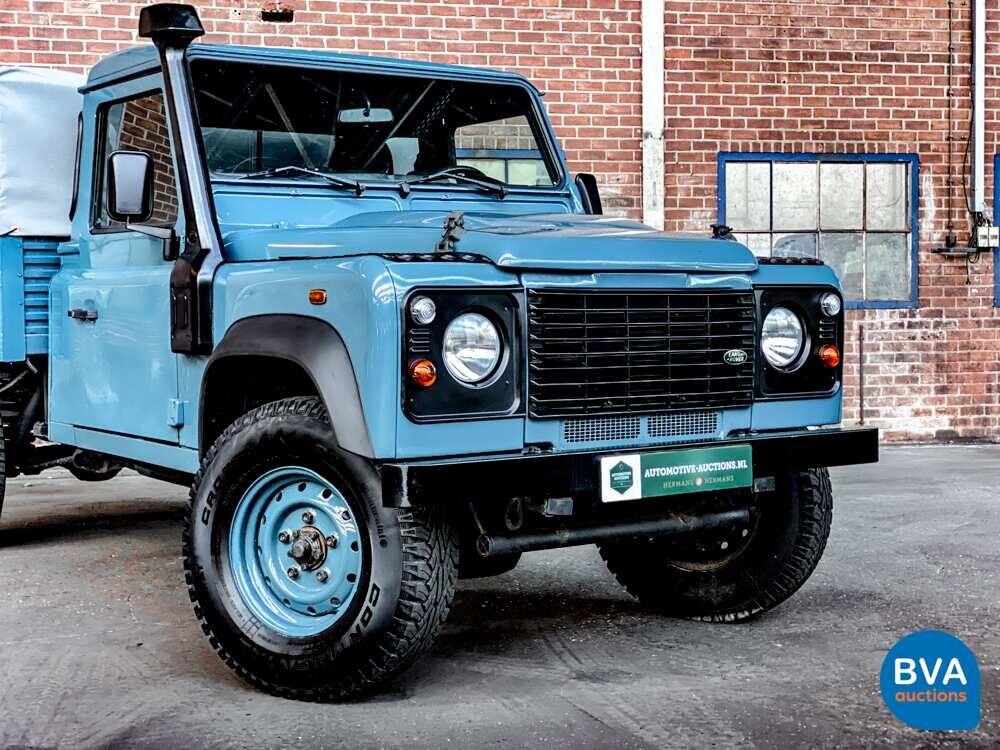 Land Rover Defender Pick-Up FX4 Graues Nummernschild 122pk 2015, VHD-72-F.