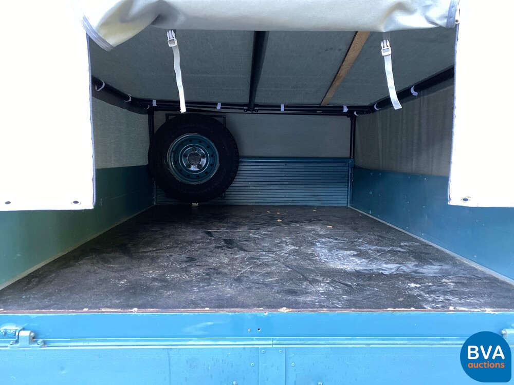 Land Rover Defender Pick-Up FX4 Graues Nummernschild 122pk 2015, VHD-72-F.