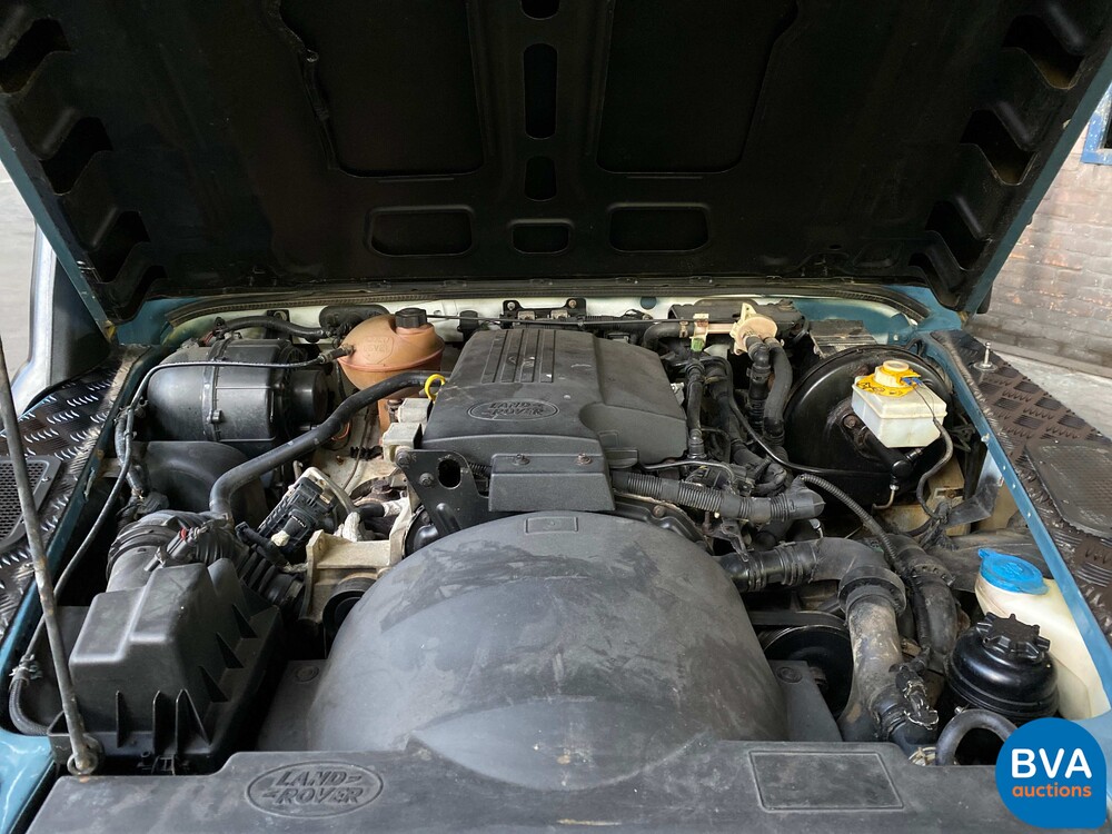 Land Rover Defender Pick-Up FX4 Graues Nummernschild 122pk 2015, VHD-72-F.