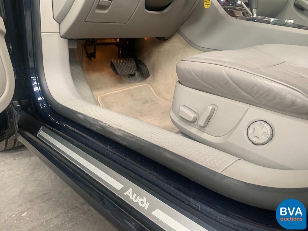 Audi A8 3.7 Quattro Exclusive 280 PS 2003, SB-104-T.