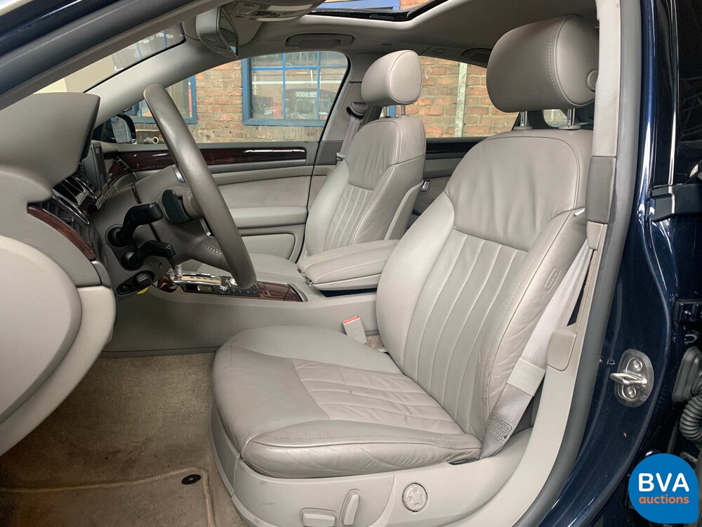 Audi A8 3.7 Quattro Exclusive 280 PS 2003, SB-104-T.