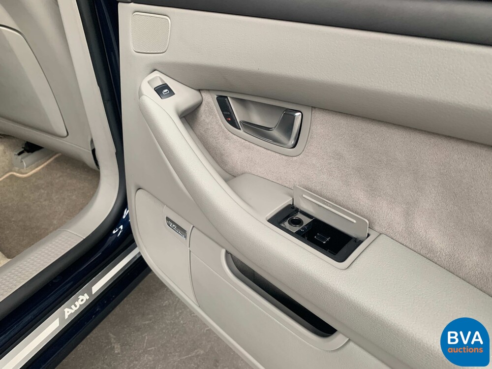Audi A8 3.7 Quattro Exclusive 280 PS 2003, SB-104-T.