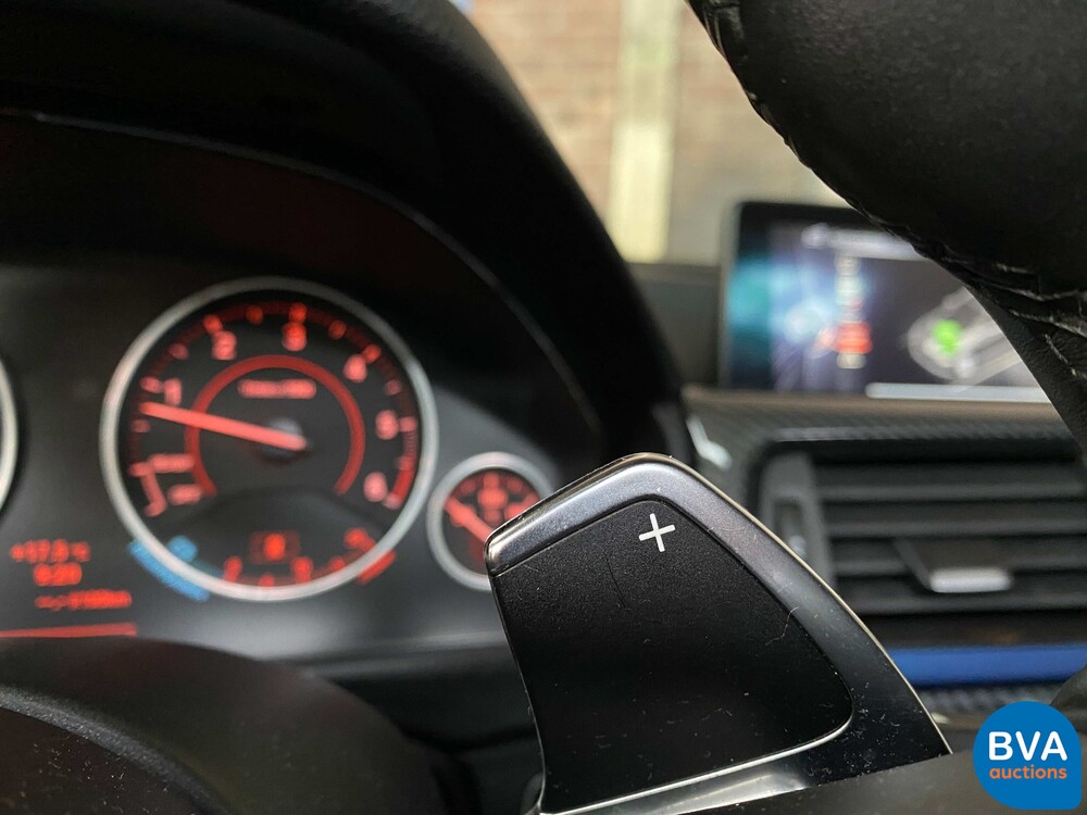 BMW 335d xDrive M-Performance Touring M-Sport 349pk 2013, TJ-180-T.