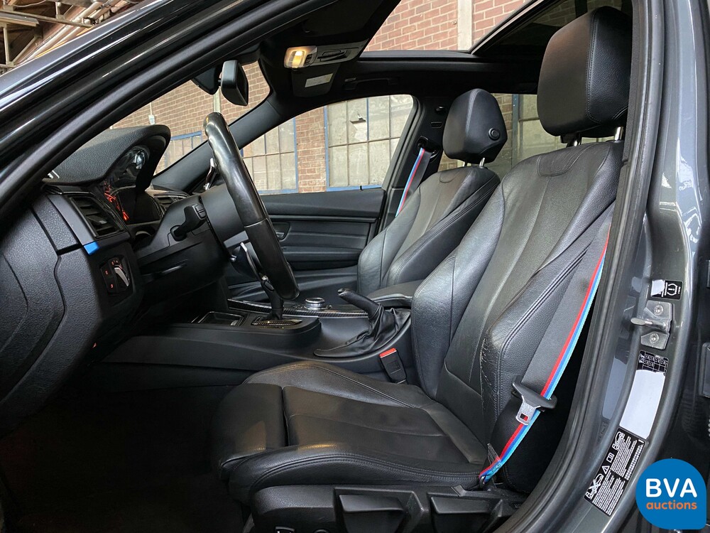 BMW 335d xDrive M-Performance Touring M-Sport 349pk 2013, TJ-180-T.