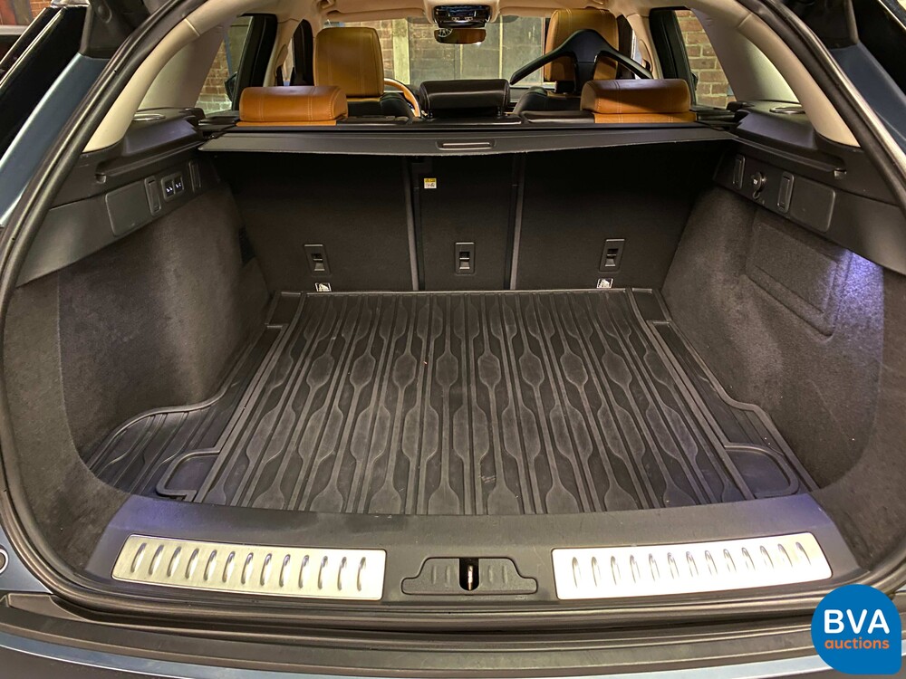 Land Rover Range Rover Velar P380 Supercharged R-Dynamic HSE V6 380 PS 2018.