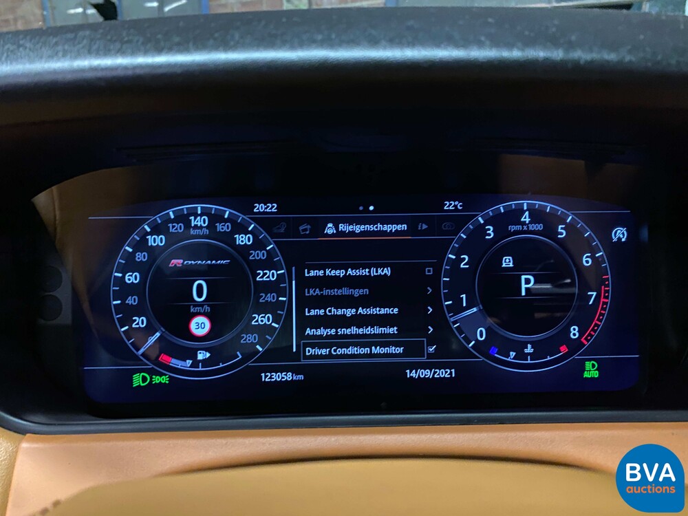 Land Rover Range Rover Velar P380 Supercharged R-Dynamic HSE V6 380 PS 2018.