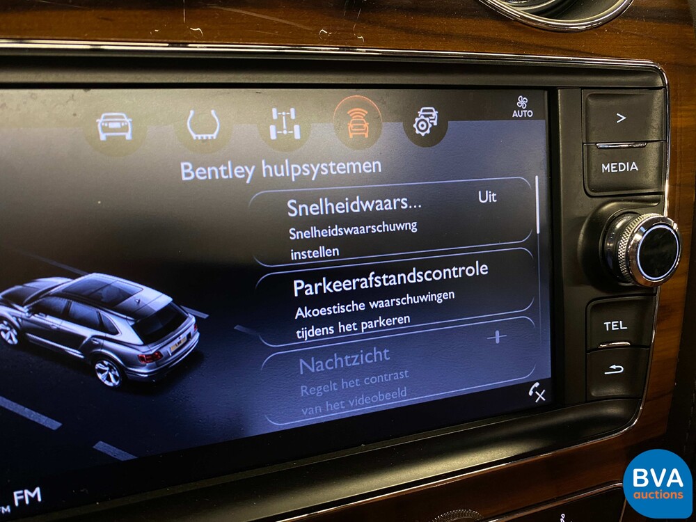 Bentley Bentayga 6.0 W12 608pk 2018 -Original NL-, RK-639-X.