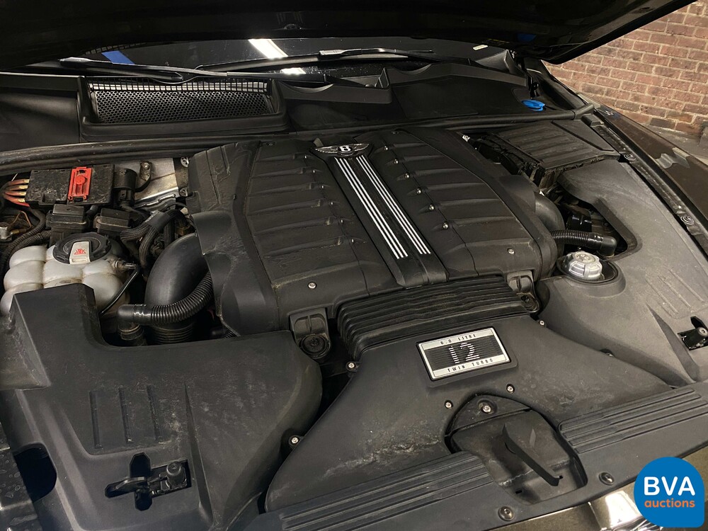 Bentley Bentayga 6.0 W12 608pk 2018 -Original NL-, RK-639-X.