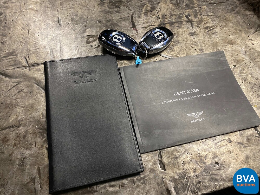 Bentley Bentayga 6.0 W12 608pk 2018 -Original NL-, RK-639-X.