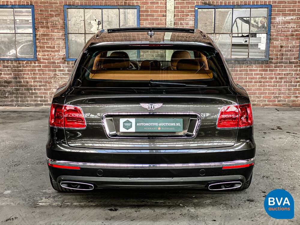 Bentley Bentayga 6.0 W12 608pk 2018 -Original NL-, RK-639-X.