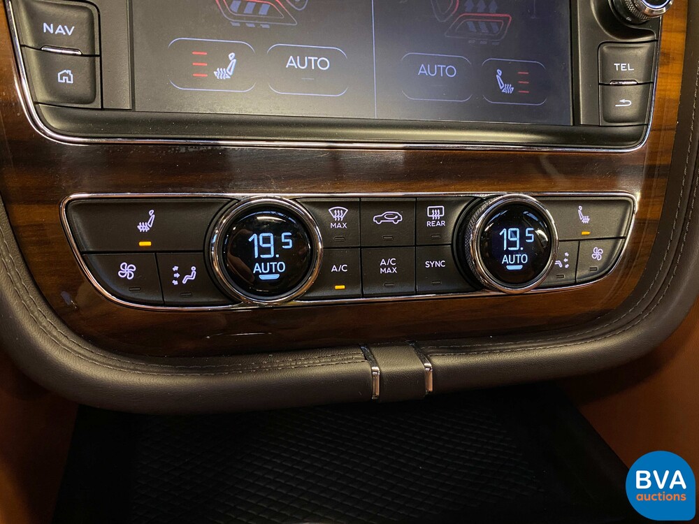Bentley Bentayga 6.0 W12 608pk 2018 -Original NL-, RK-639-X.