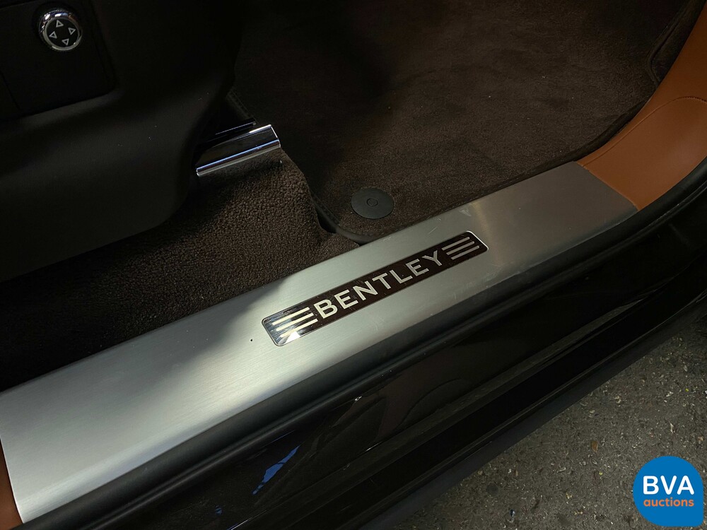 Bentley Bentayga 6.0 W12 608pk 2018 -Original NL-, RK-639-X.