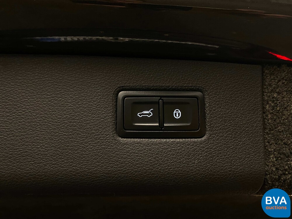 Bentley Bentayga 6.0 W12 608pk 2018 -Original NL-, RK-639-X.