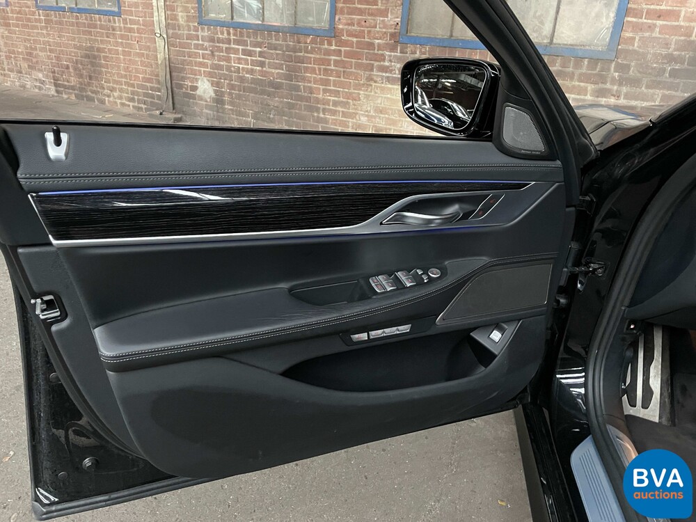 BMW 740e iPerformance M-Sport High Executive 7er 326pk 2016 -Original NL-, KT-137-L.