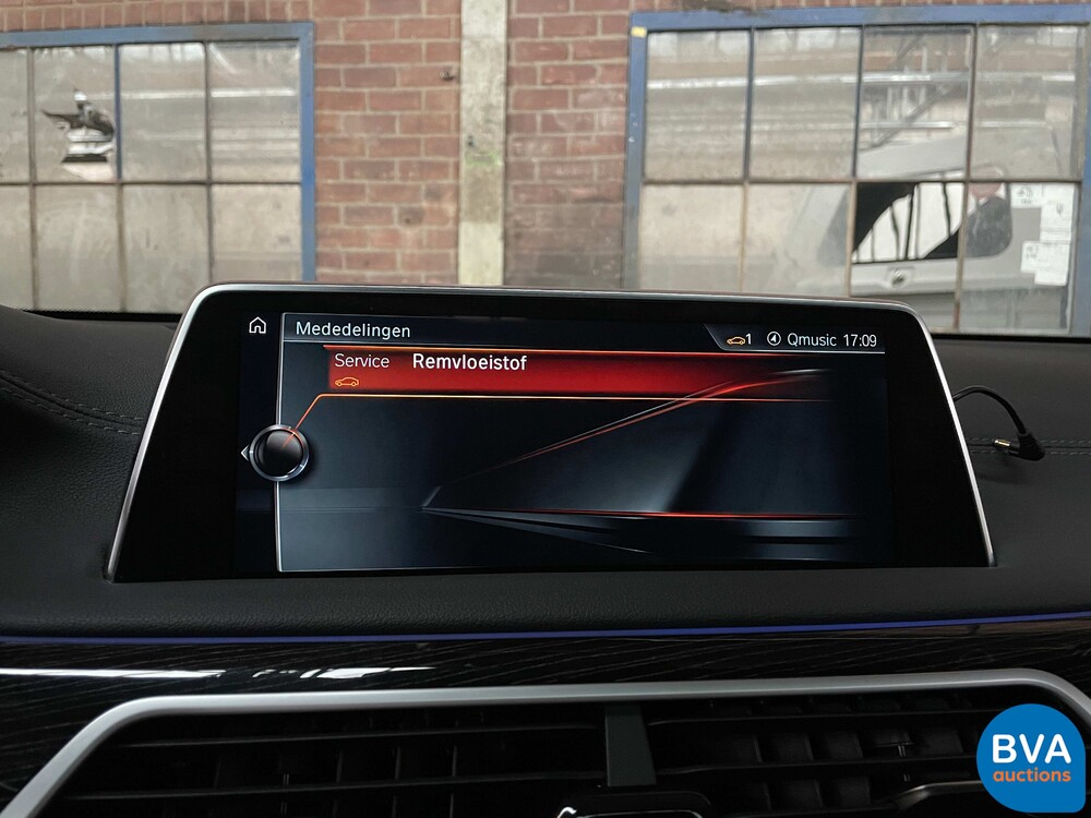 BMW 740e iPerformance M-Sport High Executive 7er 326pk 2016 -Original NL-, KT-137-L.