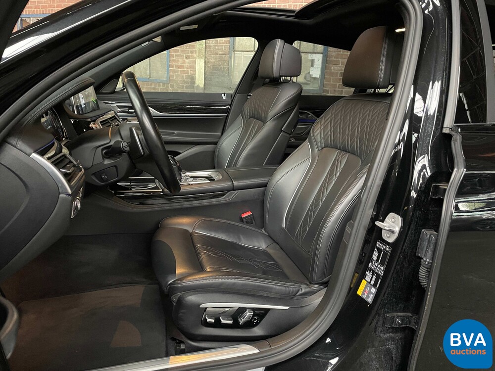 BMW 740e iPerformance M-Sport High Executive 7er 326pk 2016 -Original NL-, KT-137-L.