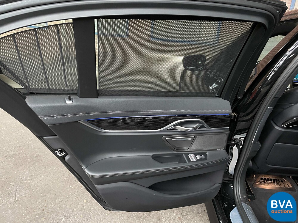 BMW 740e iPerformance M-Sport High Executive 7er 326pk 2016 -Original NL-, KT-137-L.