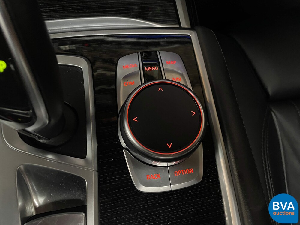 BMW 740e iPerformance M-Sport High Executive 7er 326pk 2016 -Original NL-, KT-137-L.