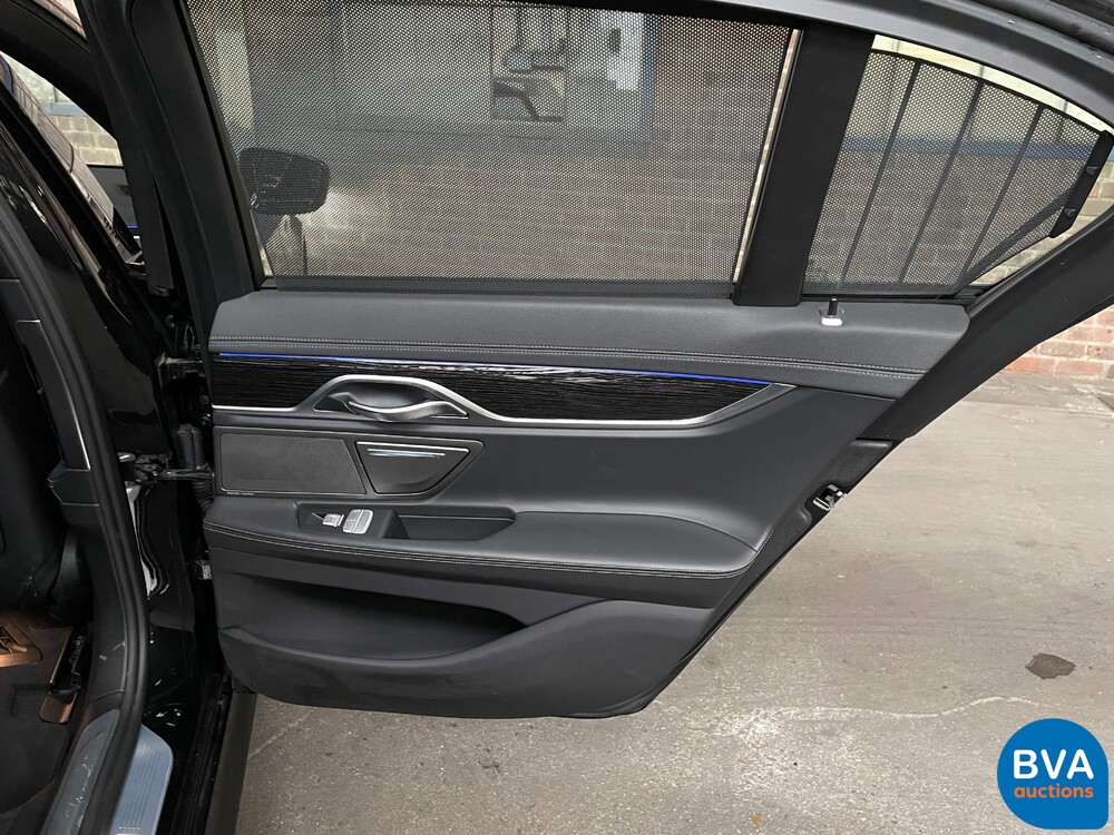 BMW 740e iPerformance M-Sport High Executive 7er 326pk 2016 -Original NL-, KT-137-L.