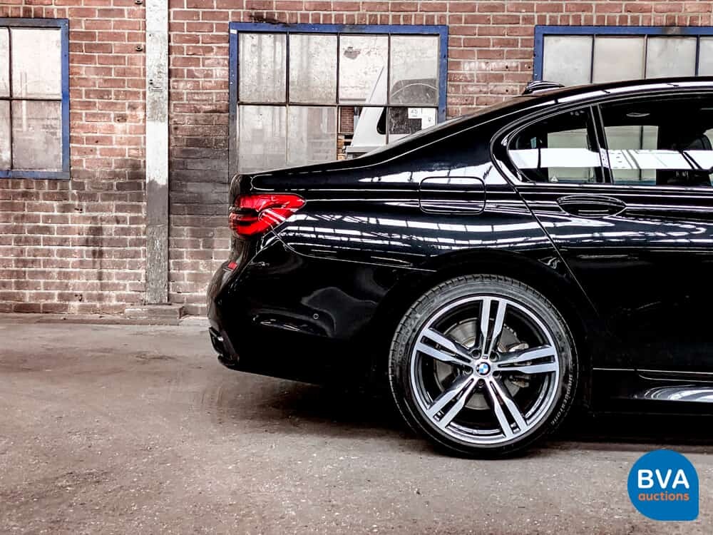 BMW 740e iPerformance M-Sport High Executive 7er 326pk 2016 -Original NL-, KT-137-L.