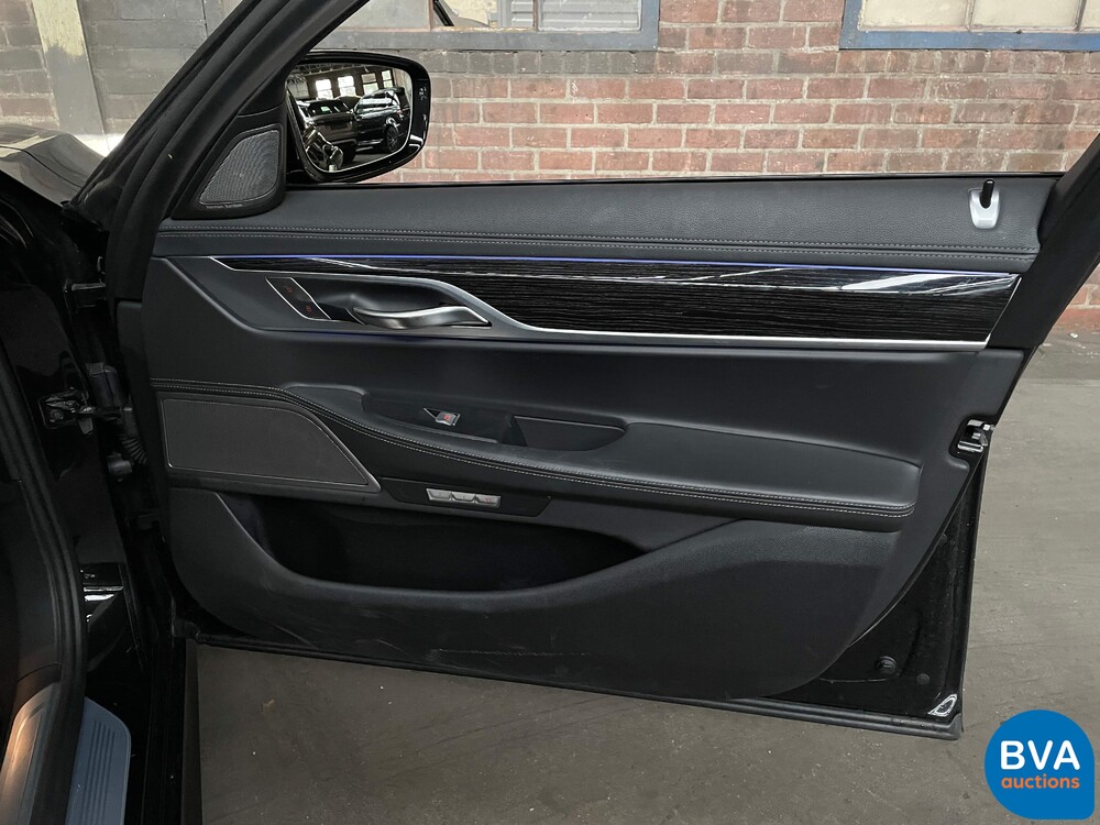 BMW 740e iPerformance M-Sport High Executive 7er 326pk 2016 -Original NL-, KT-137-L.