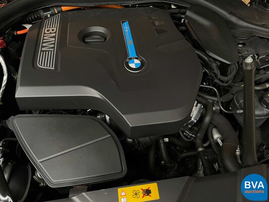 BMW 740e iPerformance M-Sport High Executive 7-serie 326pk 2016 -Origineel NL-, KT-137-L