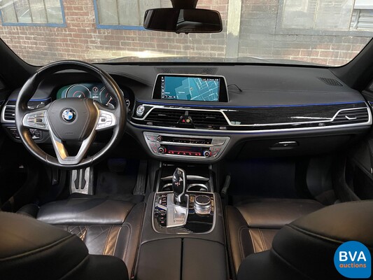 BMW 740e iPerformance M-Sport High Executive 7-series 326pk 2016 -Original NL-, KT-137-L.