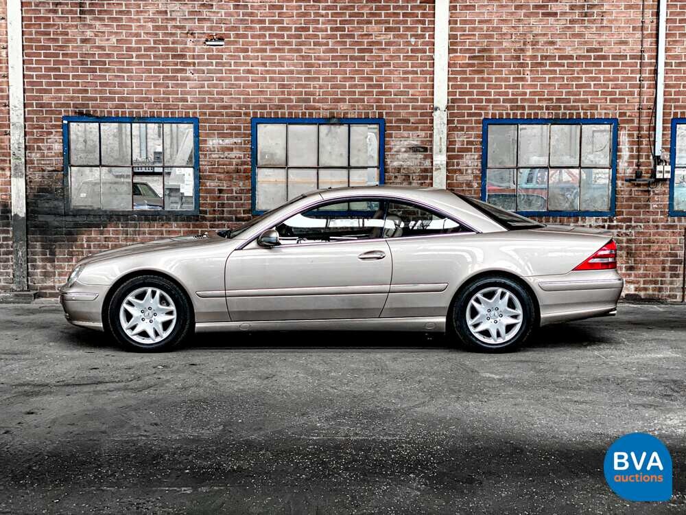 Mercedes-Benz CL500 C215 5.0 V8 2002.