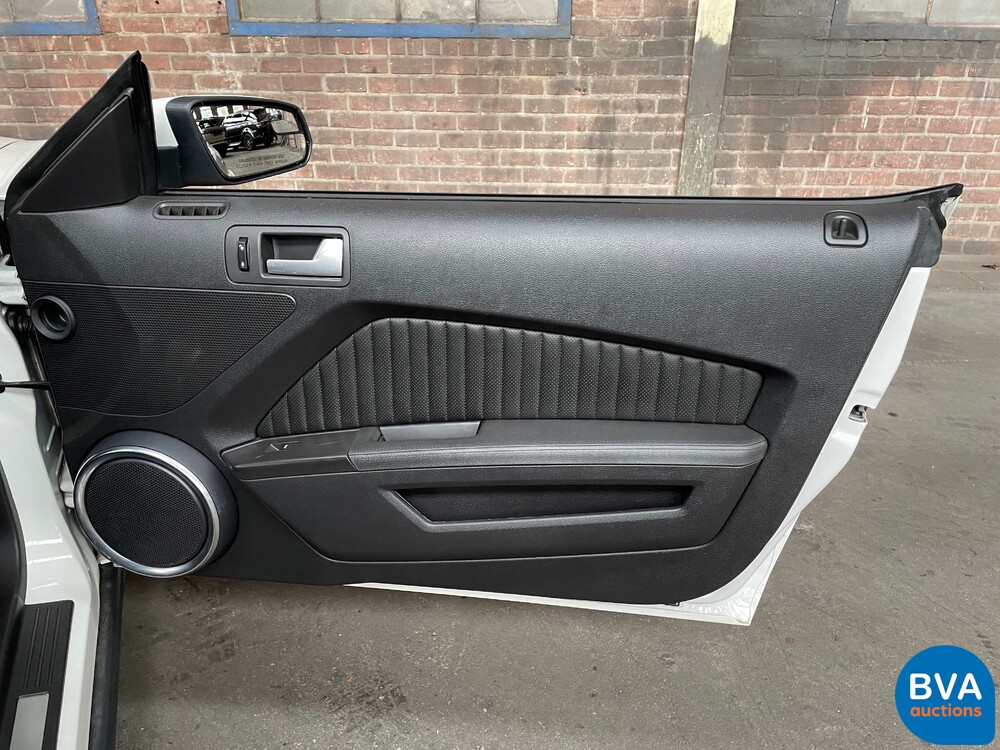 Ford Mustang GT 500 SHELBY SVT 560 PS 2010, ZG-906-N.