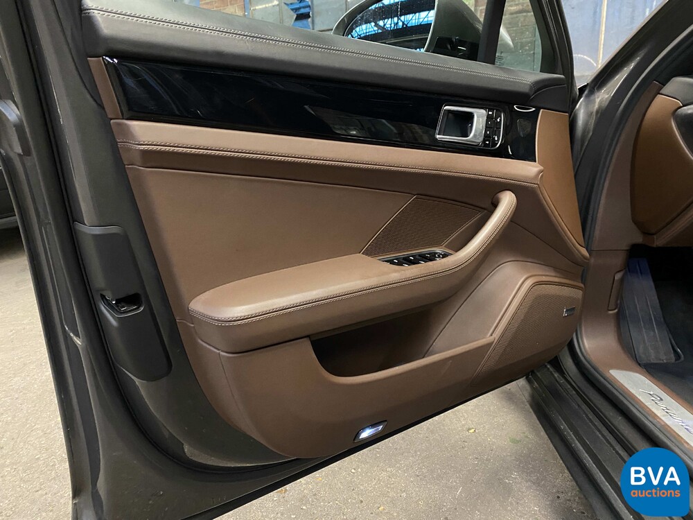 Porsche Panamera Sport Turismo 2.9 4 E-Hybrid 462 PS 2018 Sport Chrono Plug-In-Hybrid, H-318-HT.