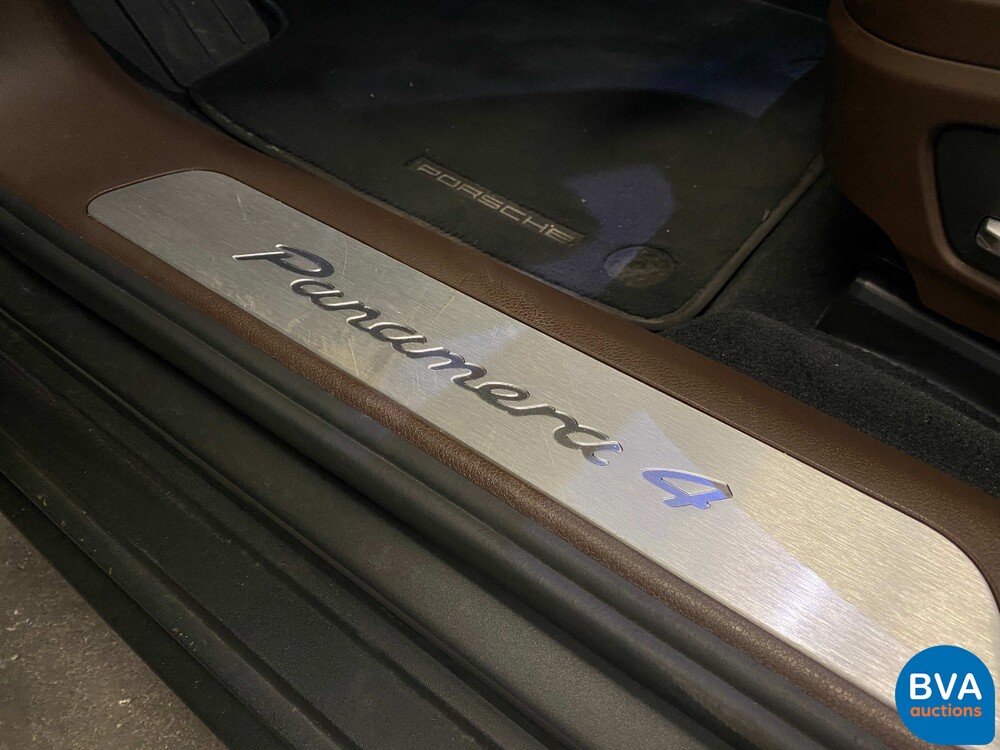 Porsche Panamera Sport Turismo 2.9 4 E-Hybrid 462 PS 2018 Sport Chrono Plug-In-Hybrid, H-318-HT.