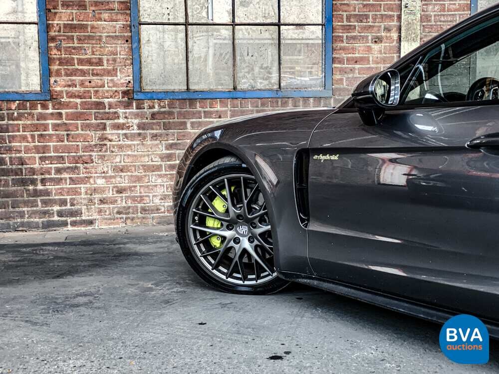 Porsche Panamera Sport Turismo 2.9 4 E-Hybrid 462 PS 2018 Sport Chrono Plug-In-Hybrid, H-318-HT.