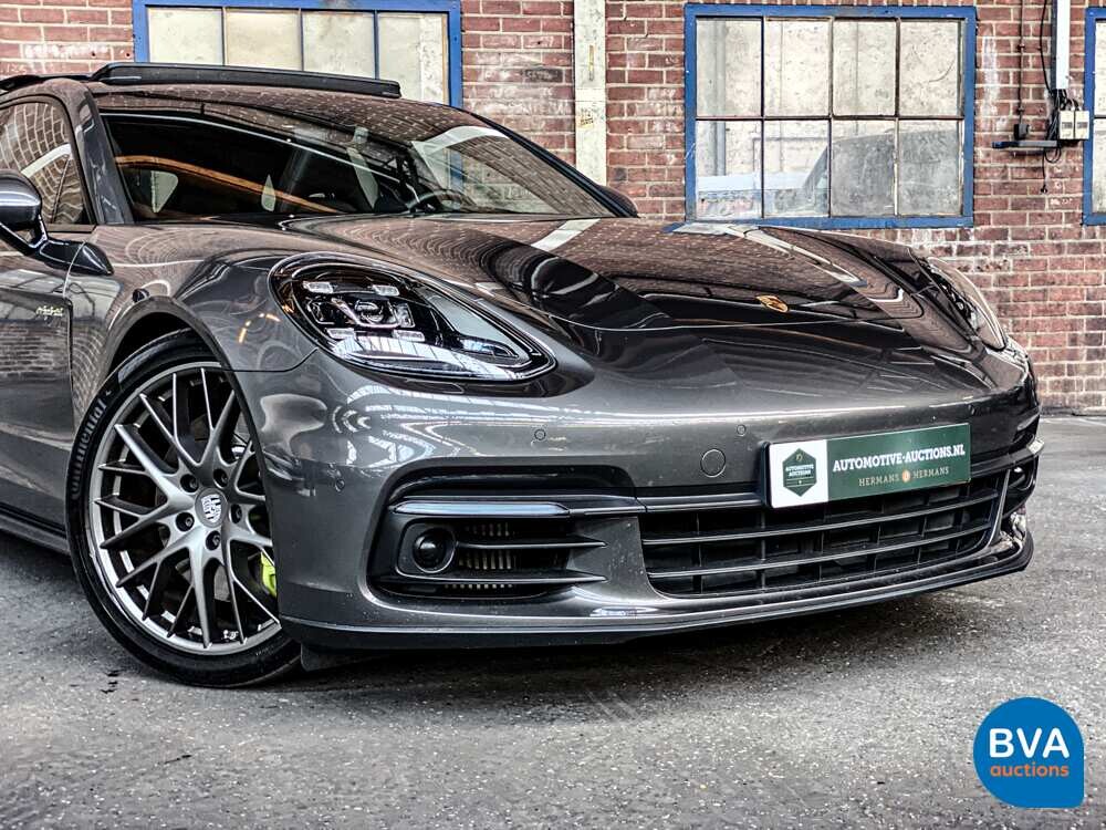 Porsche Panamera Sport Turismo 2.9 4 E-Hybrid 462 PS 2018 Sport Chrono Plug-In-Hybrid, H-318-HT.