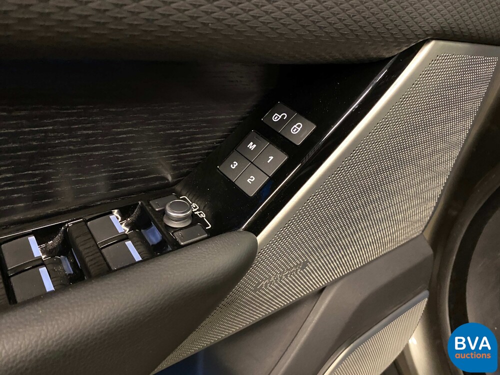 Land Rover Range Rover Velar 3.0 V6 AWD R-Dynamic 300PS 2017, RB-704-G.