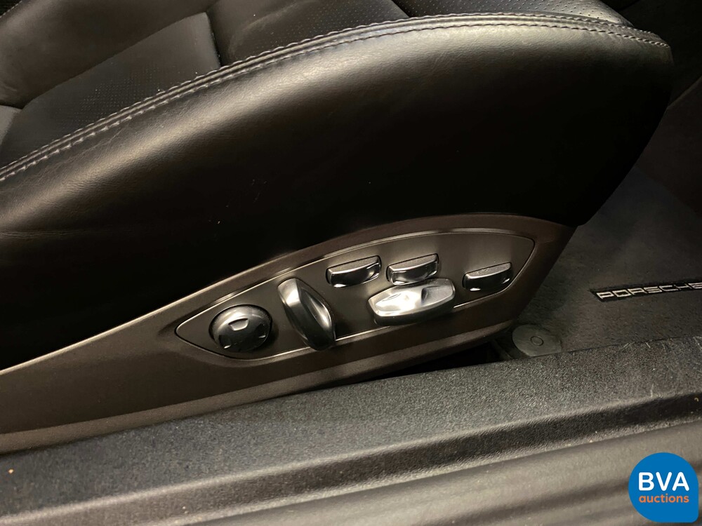 Porsche 911 Turbo S3.8 Convertible 991.2 581hp 2017 FACELIFT, PR-026-J.