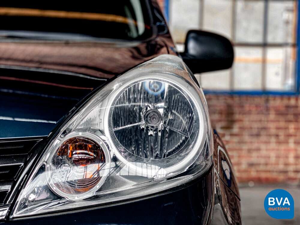 Nissan-Anmerkung 1.4 Visia 88 PS 2012, JP-072-J.