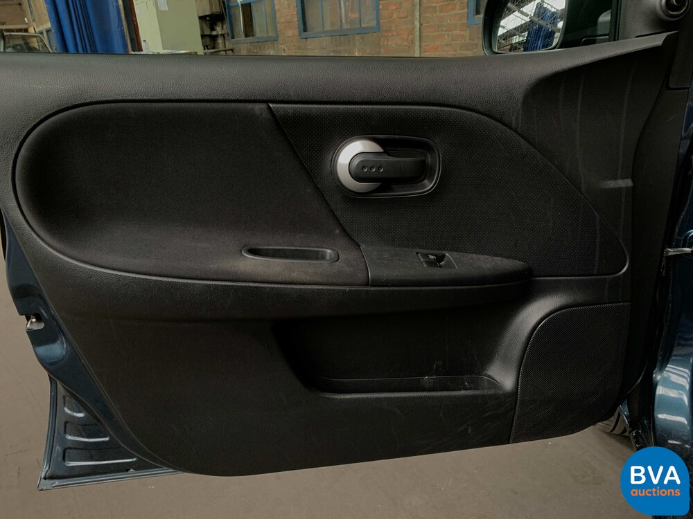 Nissan-Anmerkung 1.4 Visia 88 PS 2012, JP-072-J.