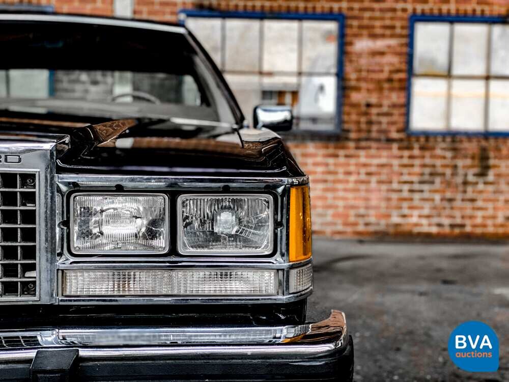 Ford LTD Krone Victoria 5.0L V8.