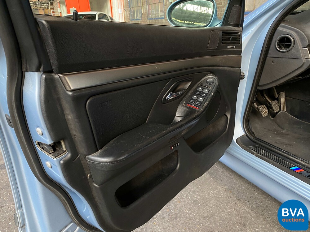 BMW M5 E39 Limousine 400PS 5er 2000 -Org. Niederländisch, 99-DZ-VZ.