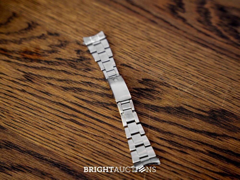 Rolex 6694 Oysterdate - White and Gold Dail - 1975