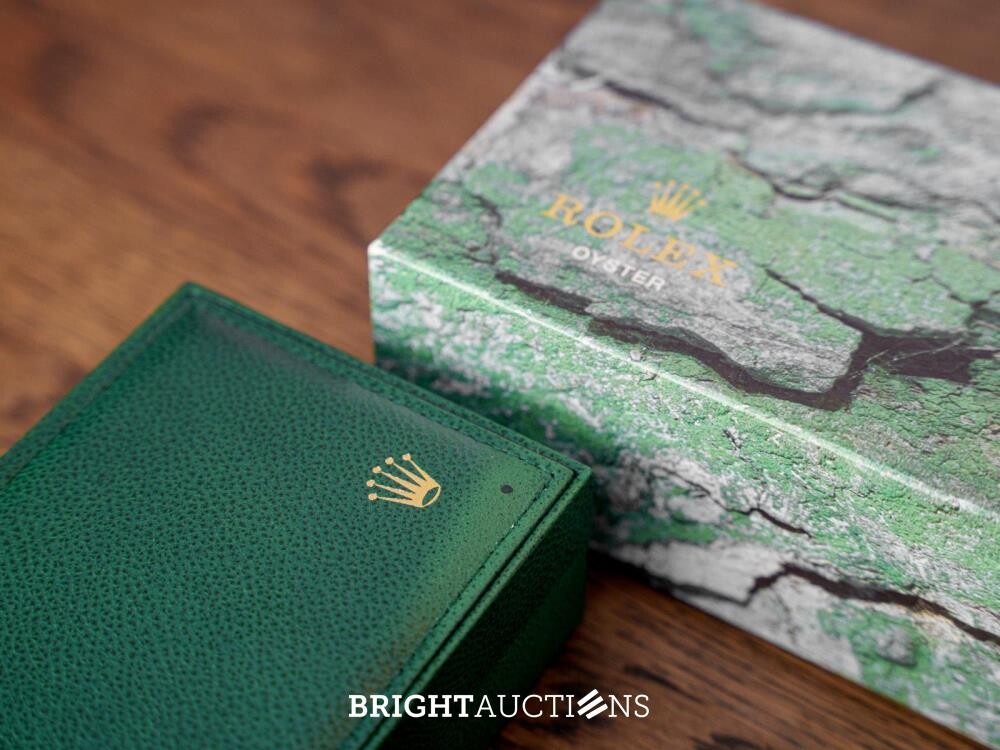 Rolex 6694 Oysterdate - White Dail - 1975