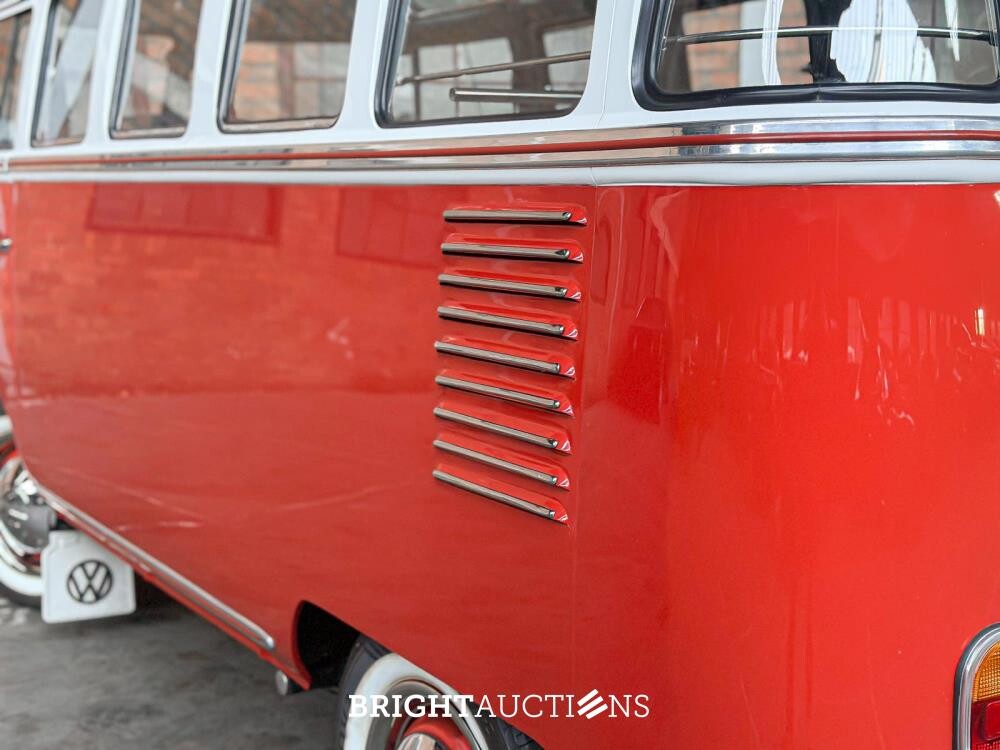 Volkswagen Split Bus T1 Samba 46HP 1981, 1-ZSB-73
