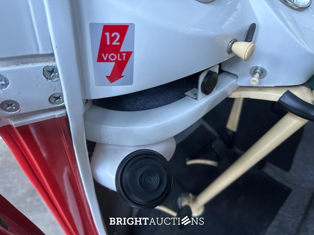 Volkswagen Split Bus T1 Samba 46HP 1981, 1-ZSB-73
