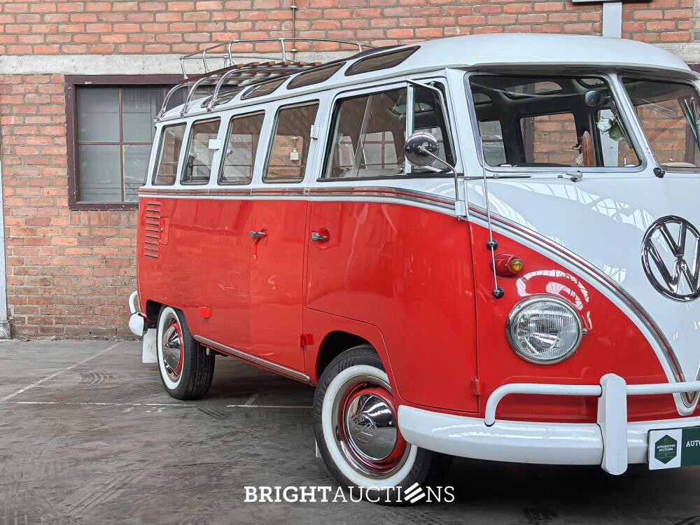 Volkswagen Split Bus T1 Samba 46HP 1981, 1-ZSB-73
