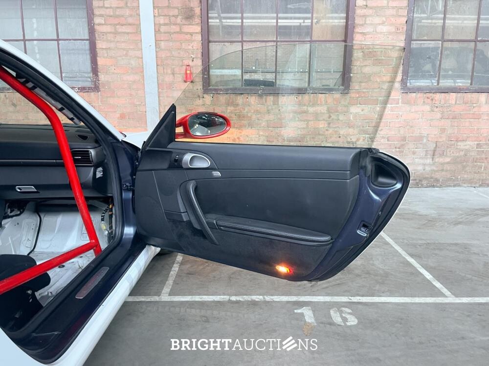 Porsche 911 Carrera 3.6 997 325hp 2005 -TRACK TOY- , 55-SGD-4 Youngtimer
