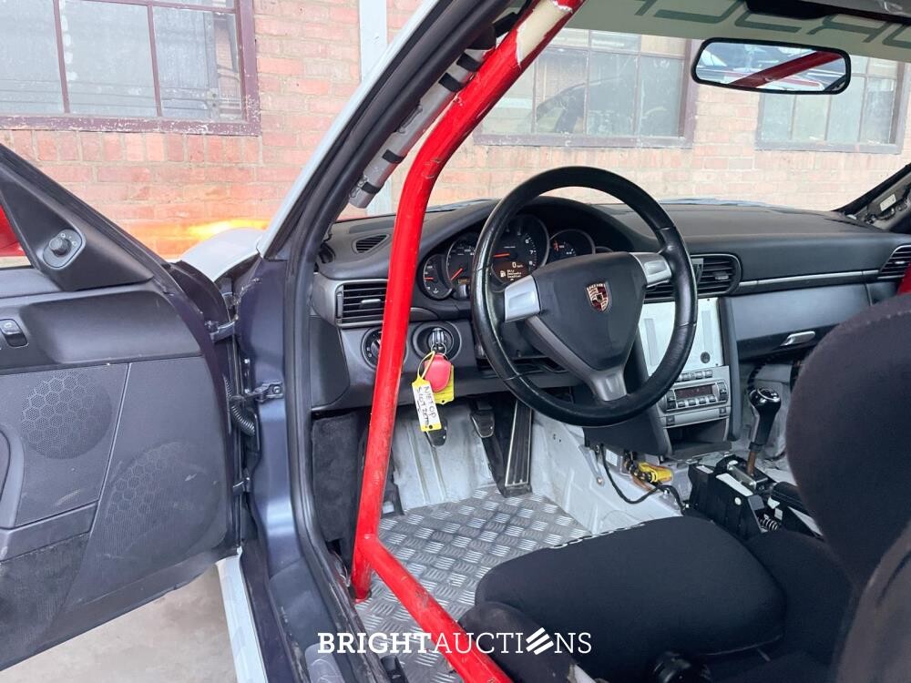 Porsche 911 Carrera 3.6 997 325hp 2005 -TRACK TOY- , 55-SGD-4 Youngtimer
