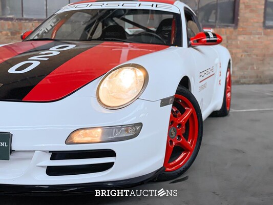 Porsche 911 Carrera 3.6 997 325hp 2005 -TRACK TOY- , 55-SGD-4 Youngtimer
